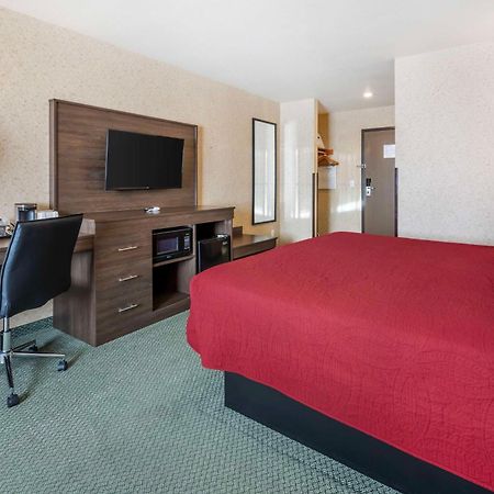 Surestay Plus By Best Western Enterprise Bagian luar foto