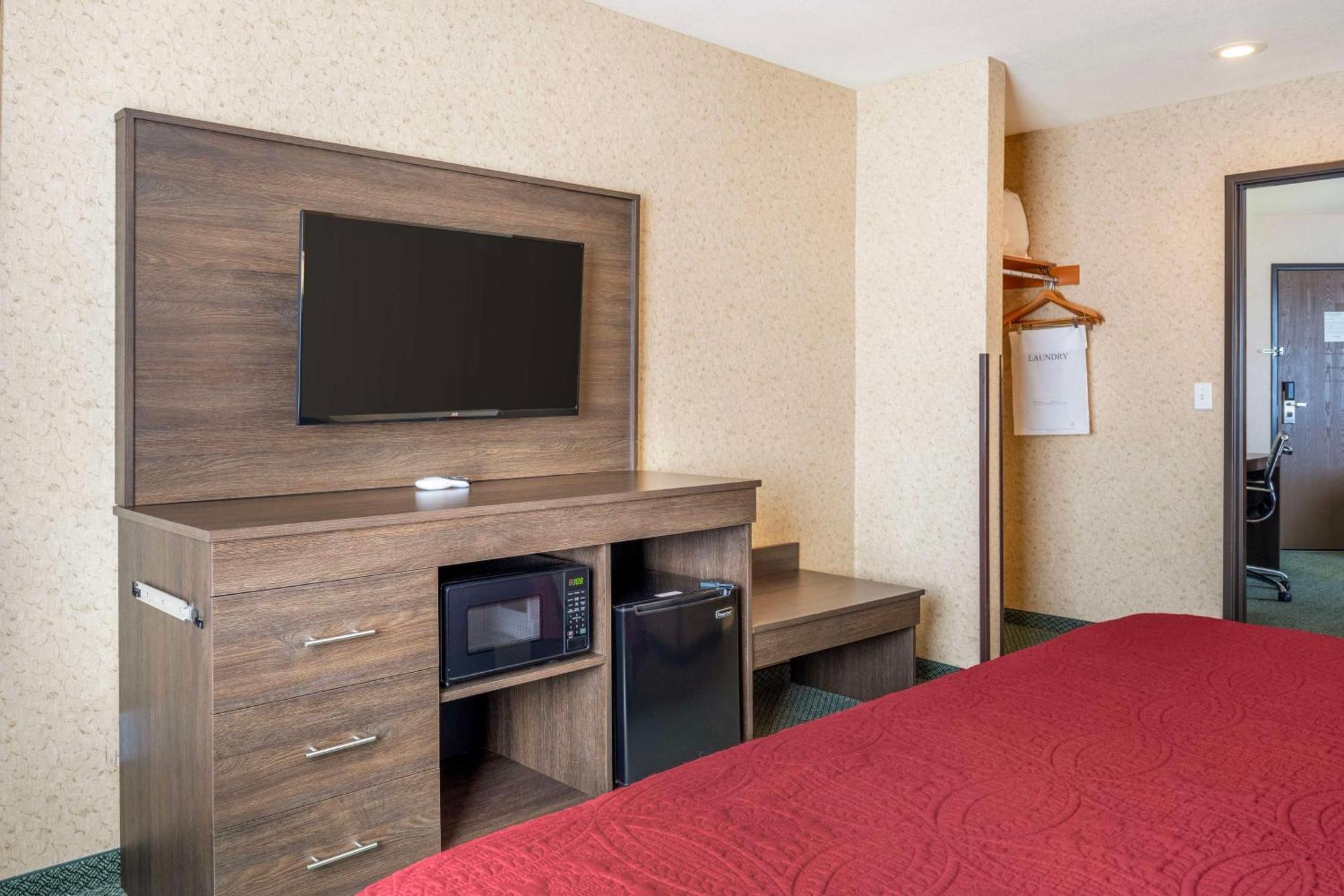 Surestay Plus By Best Western Enterprise Bagian luar foto